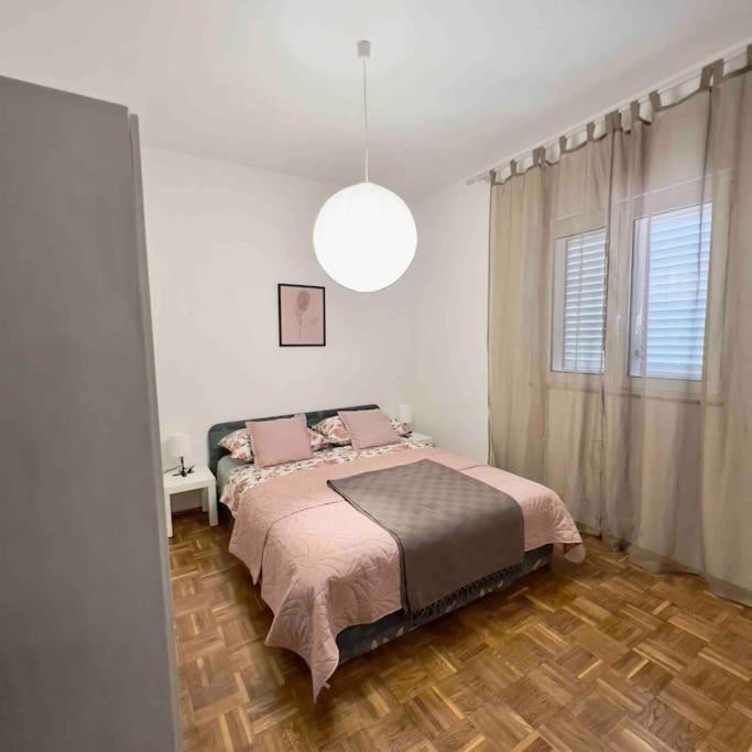 Amarante Apartments Kastela Bagian luar foto